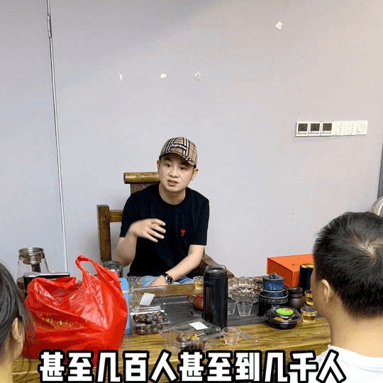 抖音直播带货卖什么赚钱-普通人逆天改命最好的创业方式就是做抖音直播带货，一台手