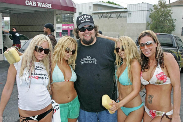 今日头条怎么挣-一份副业如何轻松在今日头条日入过万，只要几分钟，看了不吃亏！