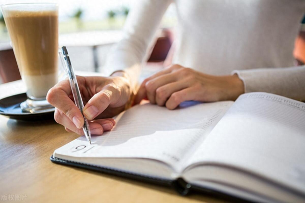 今日头条怎么挣-一份副业如何轻松在今日头条日入过万，只要几分钟，看了不吃亏！