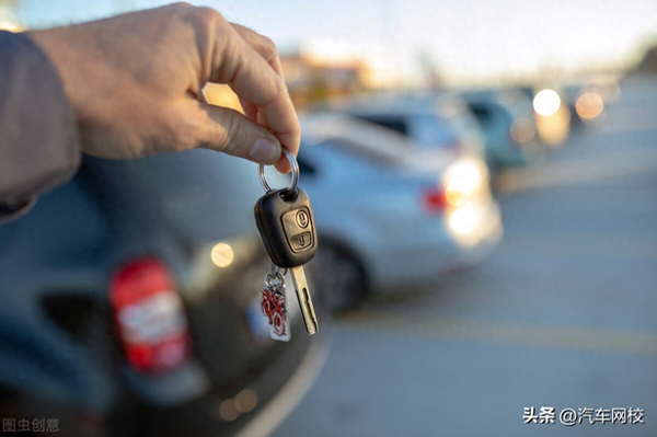 为什么汽修行业工资低-为什么做汽修都要兼职卖二手车